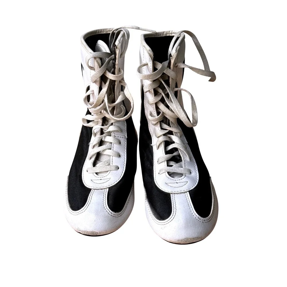 TITLE Boxing Speed Flex Boxing Shoes Boys Size 2 White &‎ Black Train Spar Box